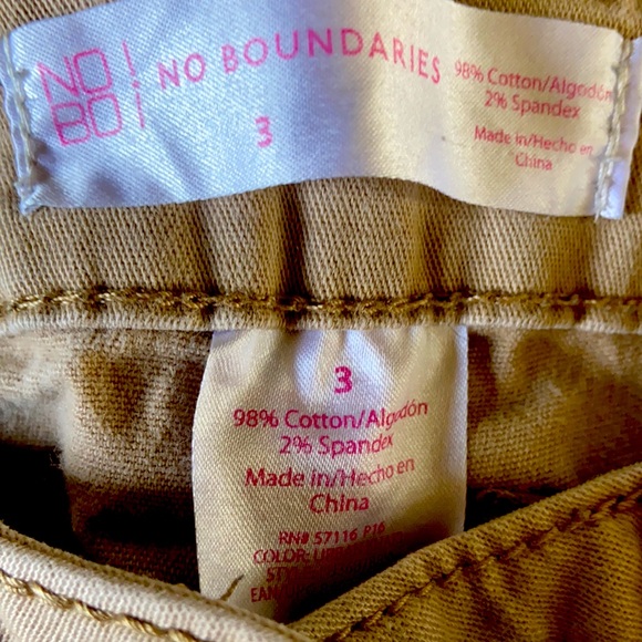 Khakis bundle - Picture 3 of 3